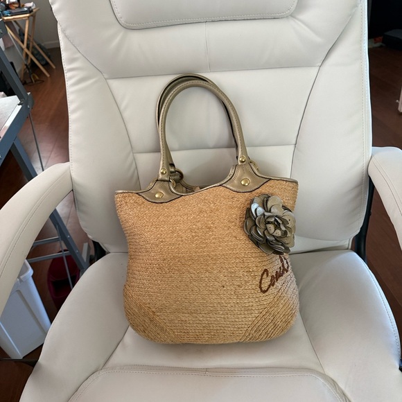 Straw Woven Coach Bleeker handbag with Flower Accent. Naturally woven. - Picture 2 of 14